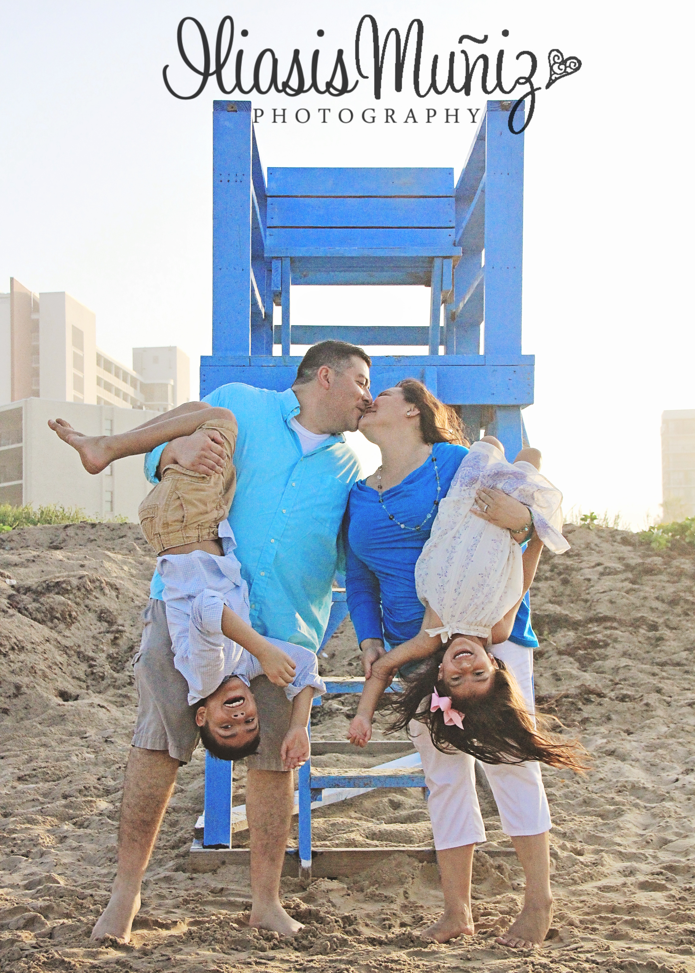 Beach Family Outfits – The Gonzalez Family