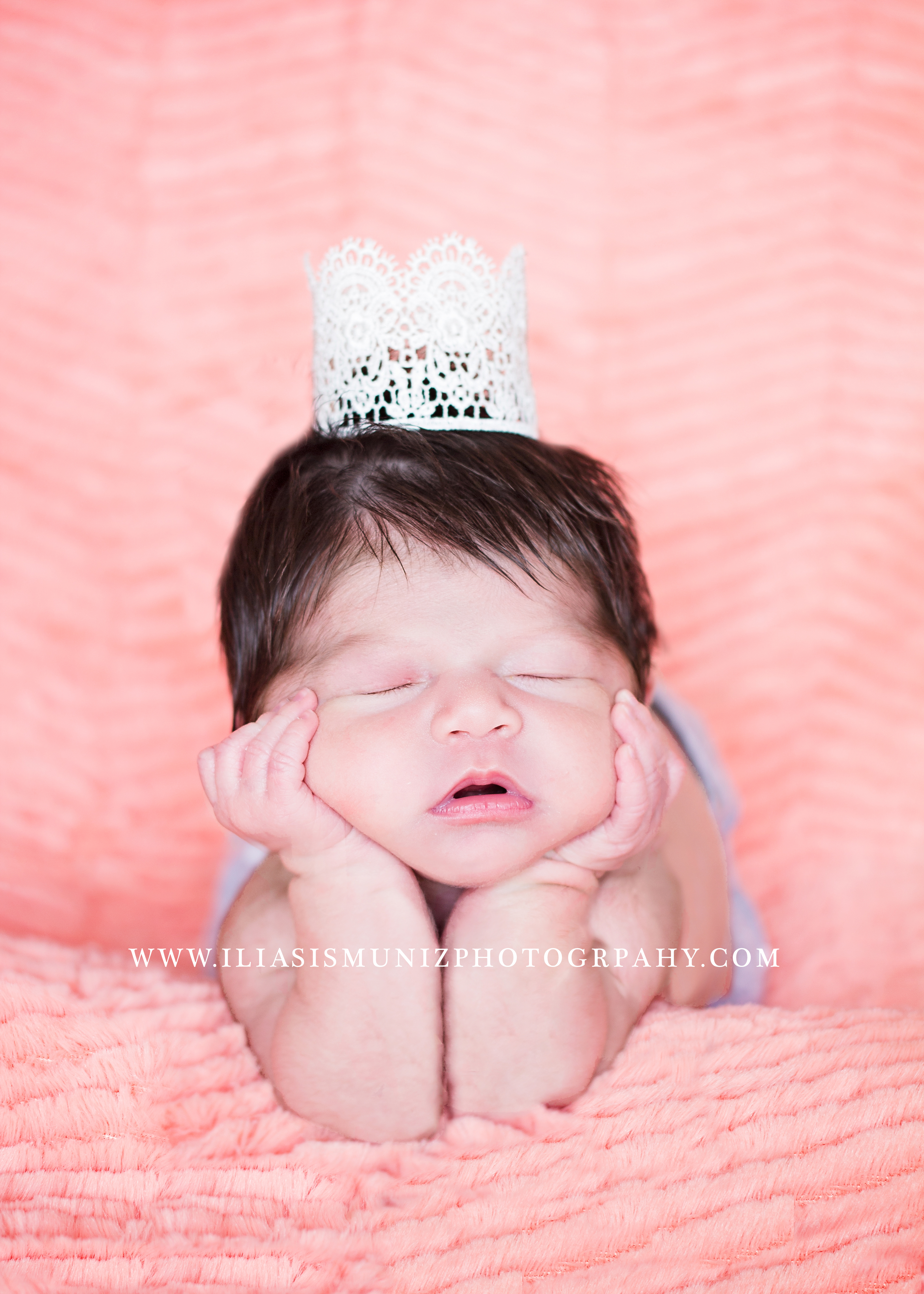 Julieta – Newborn Session