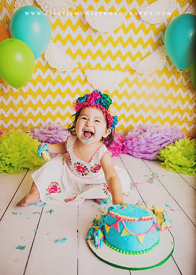 Arianna’s Fiesta Cake Smash