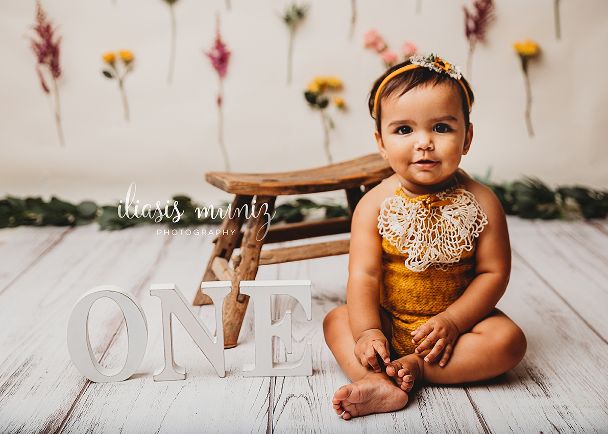 Alessandra turns ONE | Cake Smash Portraits