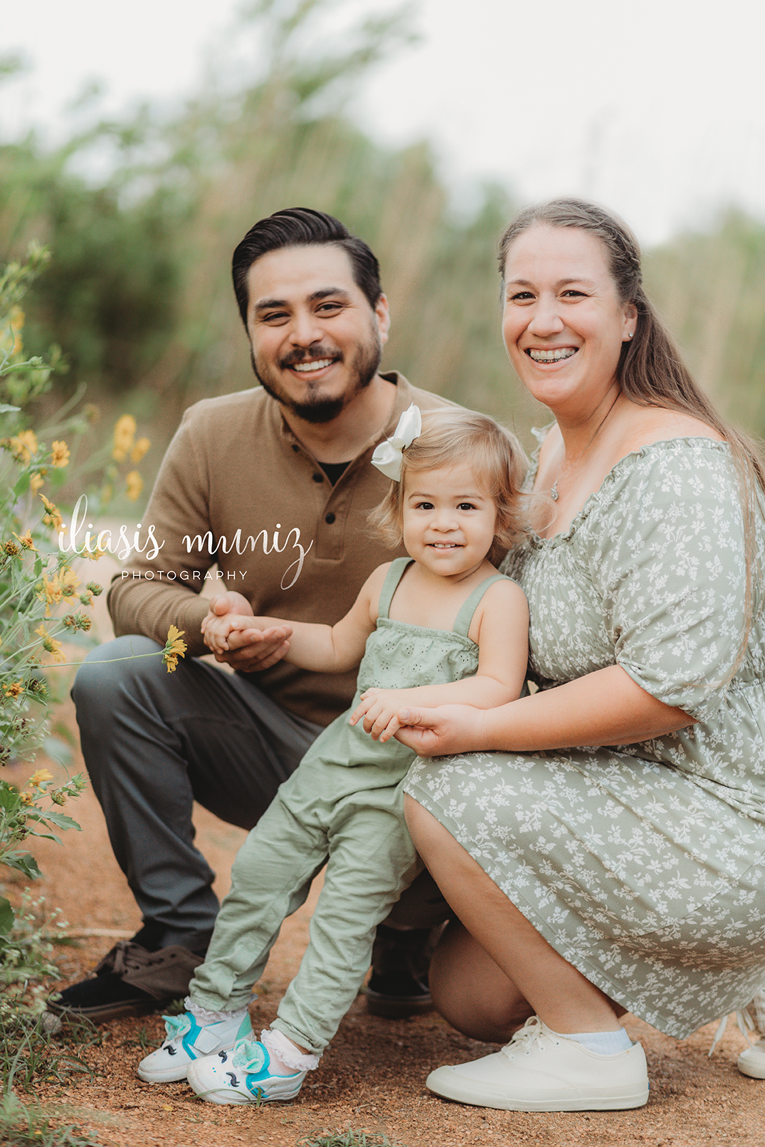 Why I Love Outdoor Family Photography